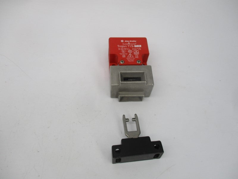ALLEN BRADLEY 440K-T11287 SER. B 240V 3A NSMP