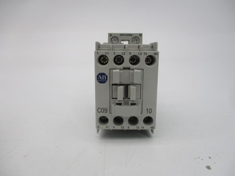 ALLEN BRADLEY 100-C09J10 SER. A 24V 32A (WH) NSMP