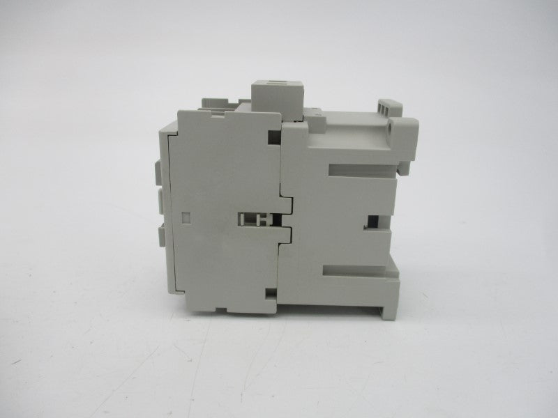 ALLEN BRADLEY 100-C09J10 SER. A 24V 32A (WH) NSMP