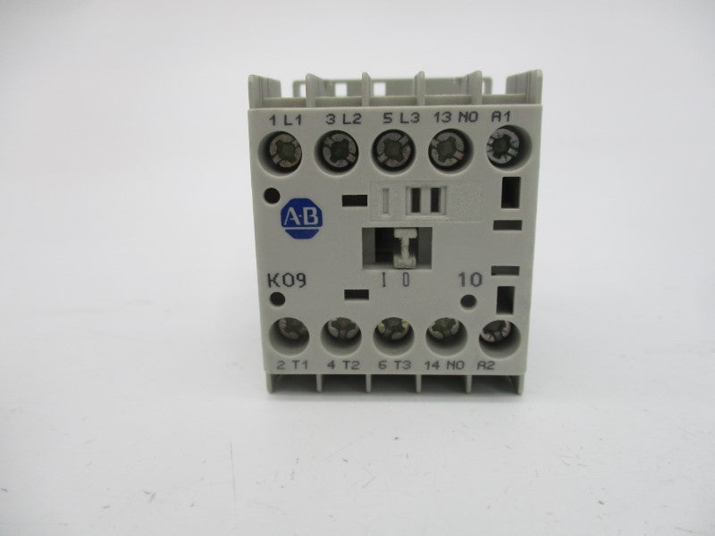 ALLEN BRADLEY 100-K09KJ10 SER. A 24V (WH) NSMP