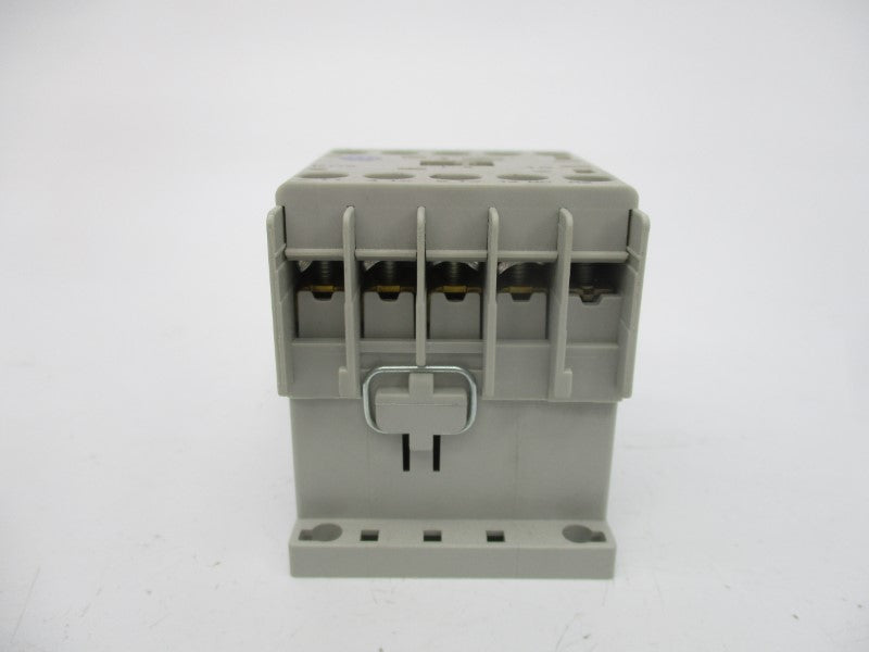 ALLEN BRADLEY 100-K09KJ10 SER. A 24V (WH) NSMP