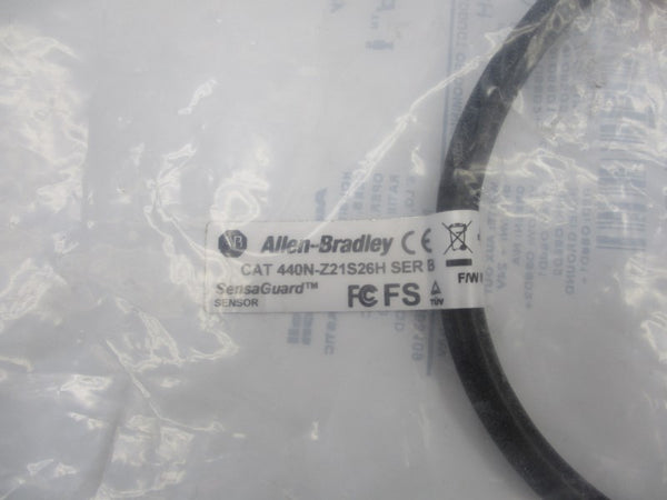 ALLEN BRADLEY 440N-Z21S26H SER. B F/W 1.005 24VDC NSMP