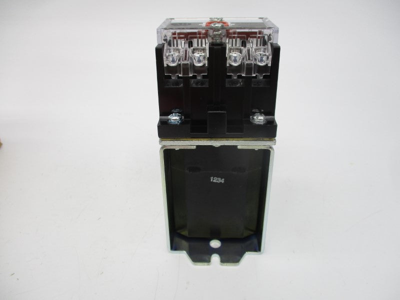 ALLEN BRADLEY 700DC-P000Z24 SER. E 24VDC (NO TERMINAL) NSMP