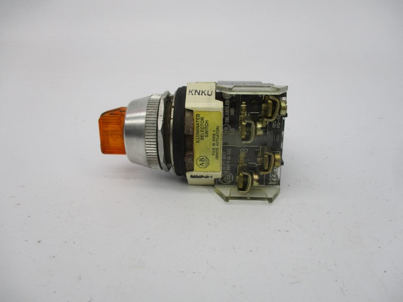 ALLEN BRADLEY 800T-16JX4KB7 SER. T 120V UNMP