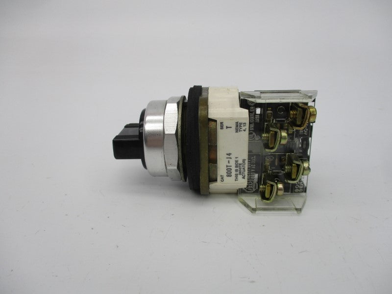 ALLEN BRADLEY 800T-J4A SER. T 600VAC UNMP