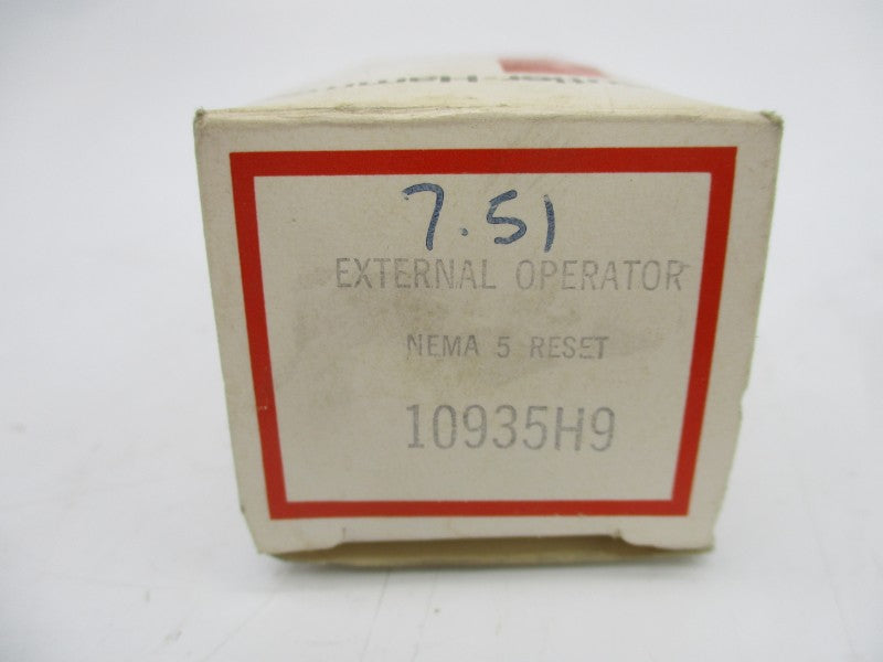 CUTLER HAMMER 10935H9 (AS PICTURED) NSMP
