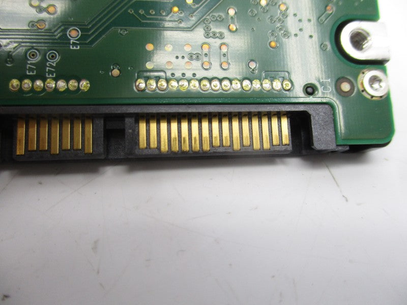 WESTERN DIGITAL WD3200BUCT-63TWBY0 5VDC 0.55A REV. Y0 UNMP