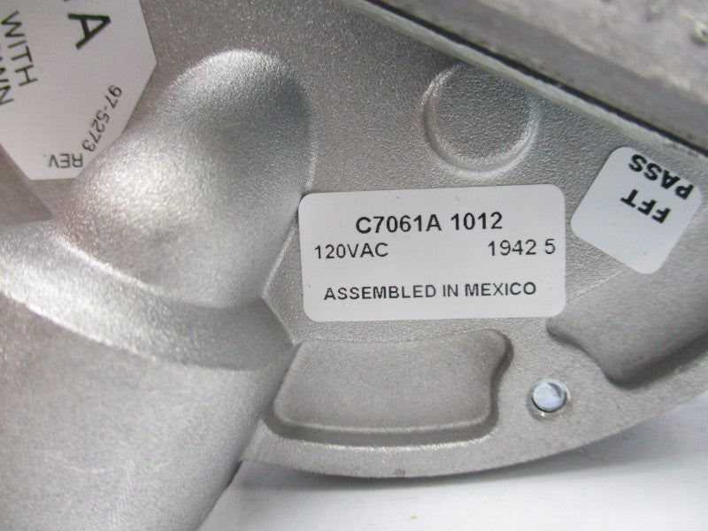 HONEYWELL C7061A1012 120V 3/4" NSMP