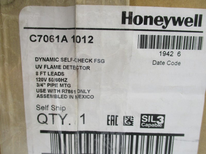 HONEYWELL C7061A1012 120V 3/4" NSMP