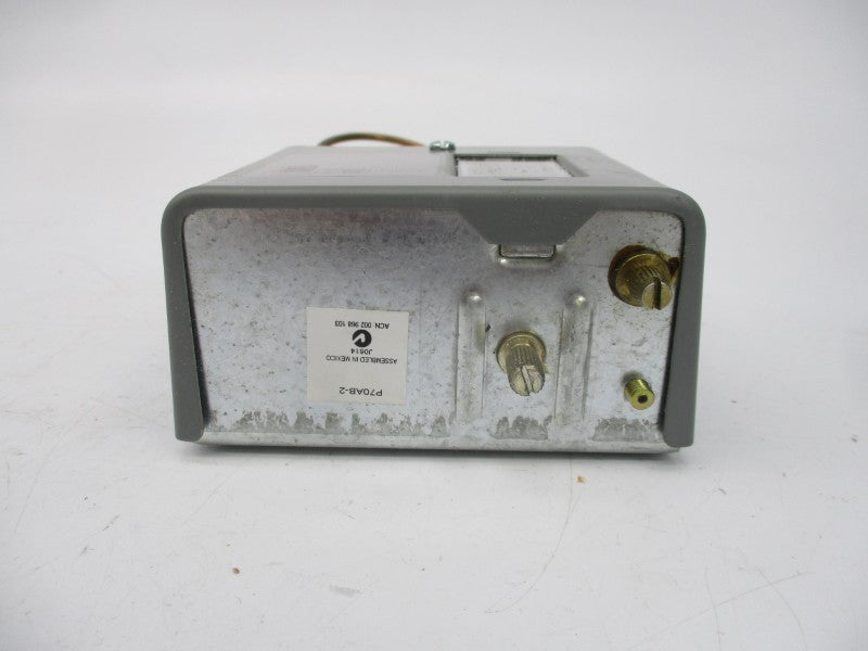 JOHNSON CONTROLS P70AB-2C 100PSI NSMP