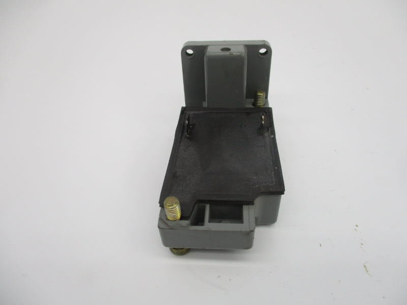 CUTLER HAMMER E51SAL SER. B2 120VAC 1A UNMP