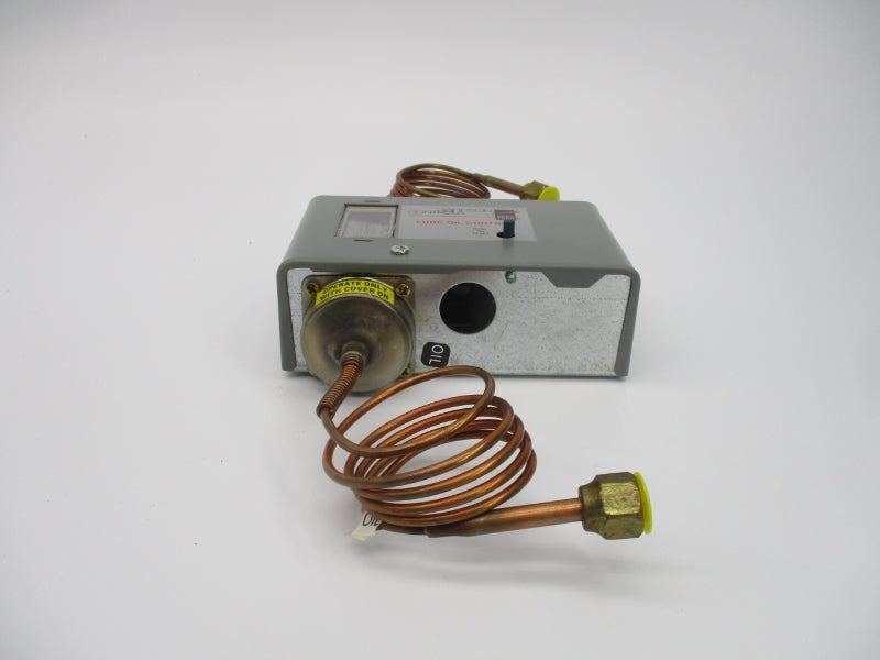 JOHNSON CONTROLS P28AA-18C 120/240VAC 8-70PSI 1/4" NSMP
