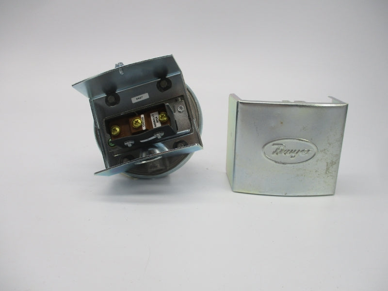 DWYER 1823-5 125-480VAC 15A 10PSI NSMP