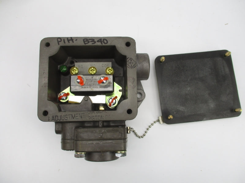 BARKSDALE P1H-B340 600VAC 2A 6-340PSI NSMP