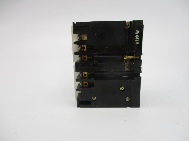 GENERAL ELECTRIC CR122A04702AA 300V 10A 0.2-50S NSMP