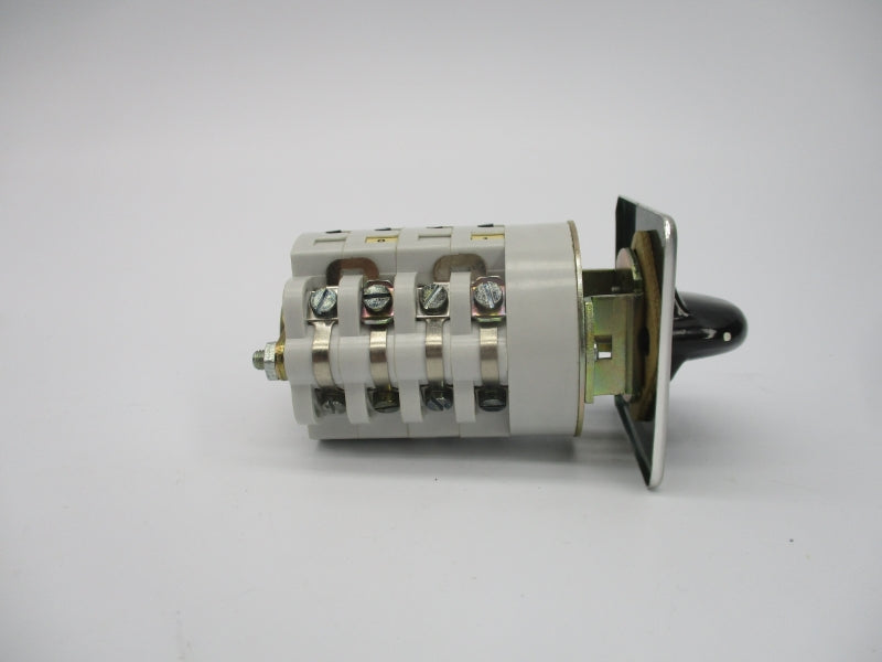 WESCO W16C294F 500V 16A NSNP