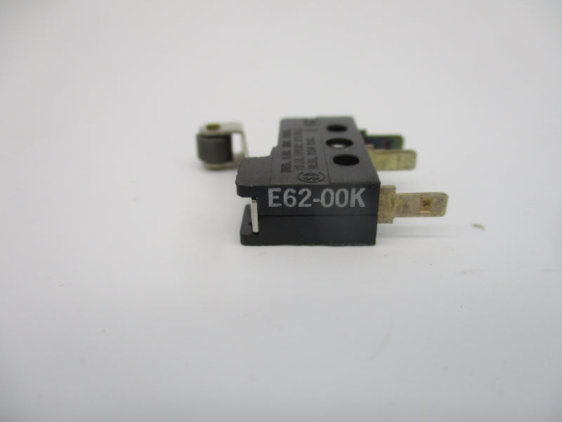 CHERRY E62-00K 250VAC 10.1A NSNP