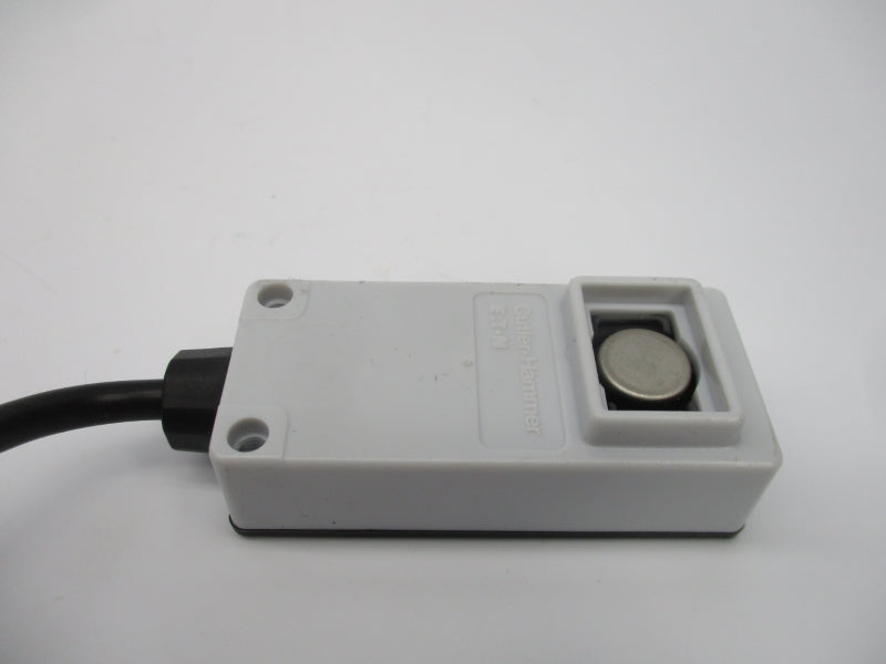 CUTLER HAMMER E53UXXXA SER. A1 12-24VDC NSNP