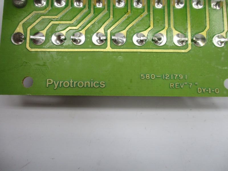 PYROTRONICS SR-32 580-121791 REV. 7 UNMP