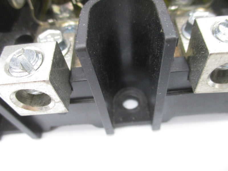 ALLEN BRADLEY 1494U-D30 SER. A 1494U-F30 600V 30A UNMP