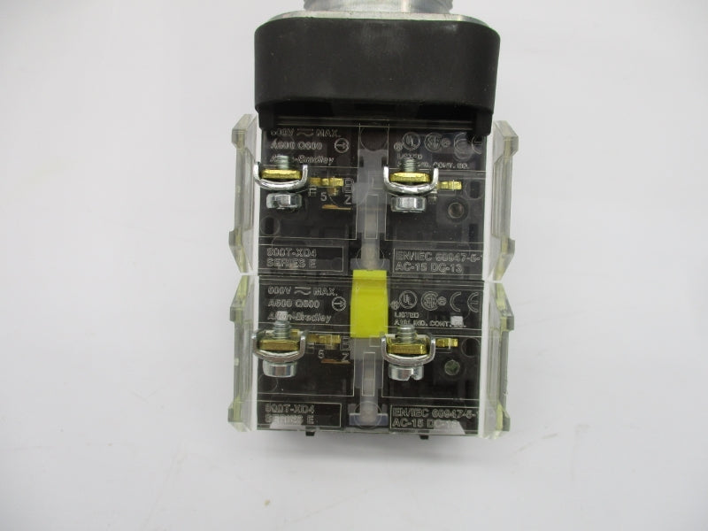 ALLEN BRADLEY 800T-FXQH2RA5 SER. U 12-130VAC/DC (WH) NSMP