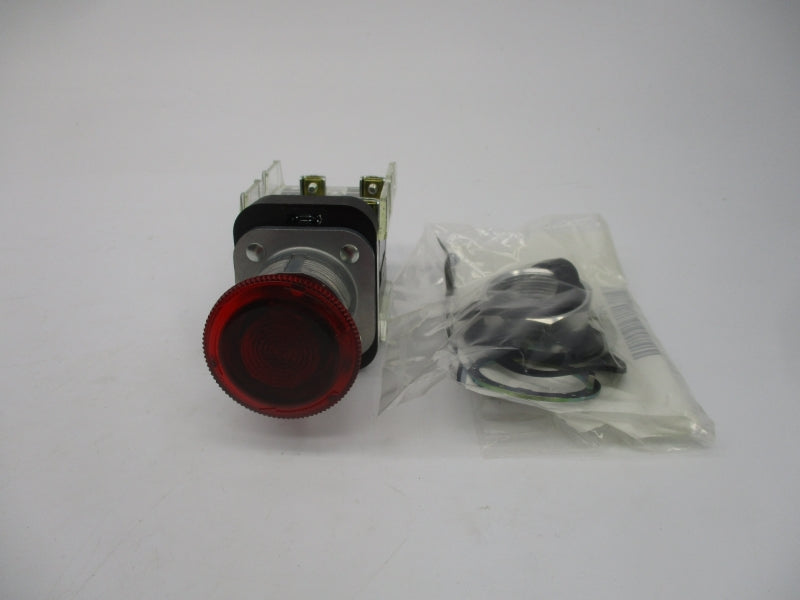 ALLEN BRADLEY 800T-FXTQ24RA5 SER. T 24VAC/DC (WH) NSMP