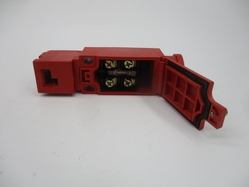 TELEMECANIQUE XCK-P591H7 240V 3A NSMP