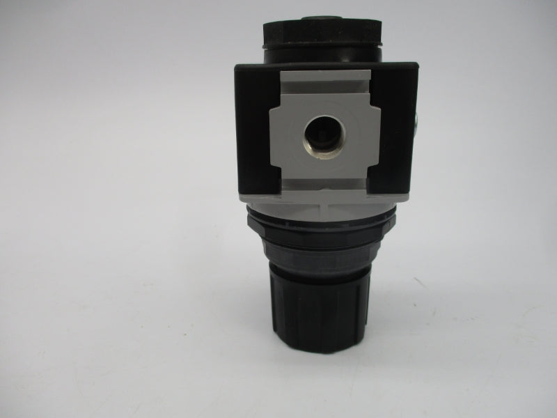 WILKERSON R28-03-F0G0B 0-125PSI 3/8" NSMP