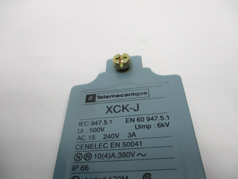 TELEMECANIQUE XCK-J167 240V 3A NSNP