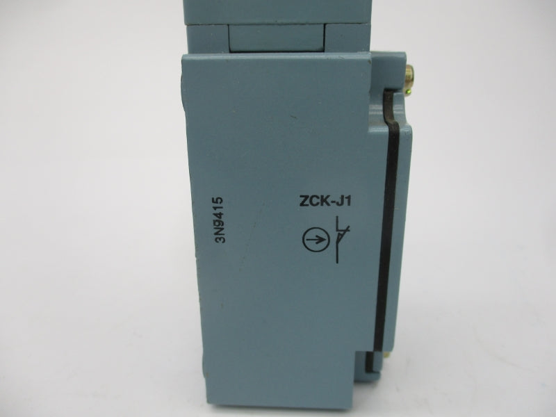 TELEMECANIQUE XCK-J167 240V 3A NSNP