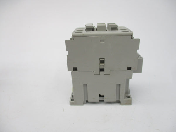 ALLEN BRADLEY 700-CF220D SER. A 110/120V 20A (BR/WH) NSMP