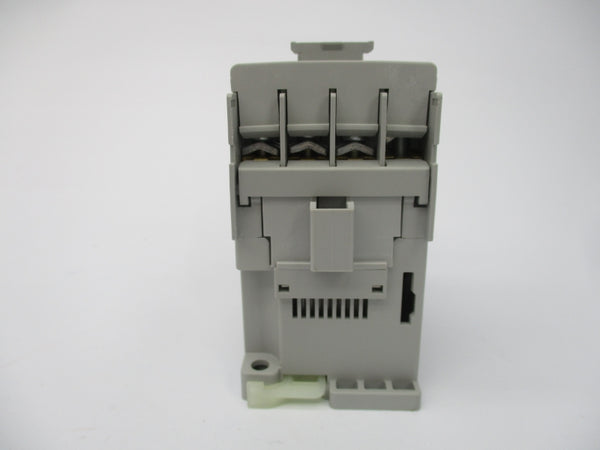 ALLEN BRADLEY 700-CF220D SER. A 110/120V 20A (WH) NSMP