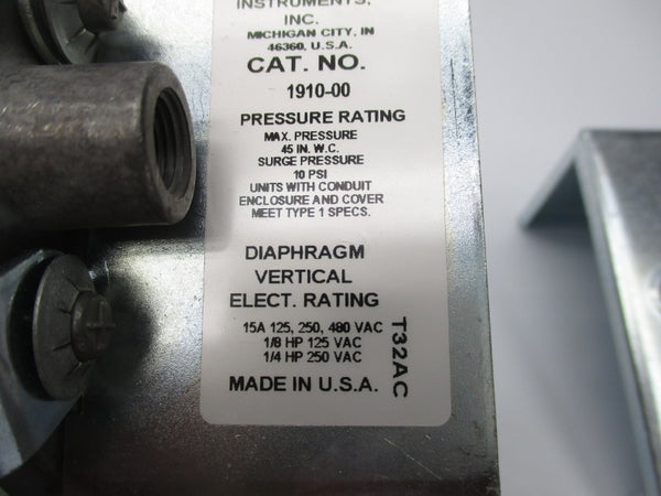 DWYER 1910-00 480VAC 15A 10PSI NSMP