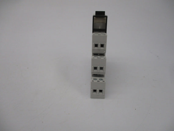 ALLEN BRADLEY 700-HLT12U24 SER. A 24V AC/DC (PKG OF 10) (WH) NSMP