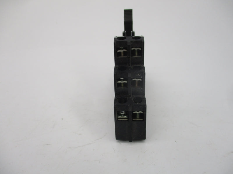 INDUSTRIAL SPARE PART 700-HN122 SER. A 5A 250VAC UNMP