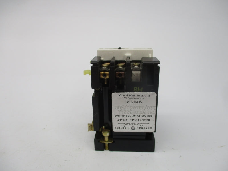 GENERAL ELECTRIC CR120C08322AA SER. A 110/120V NSMP