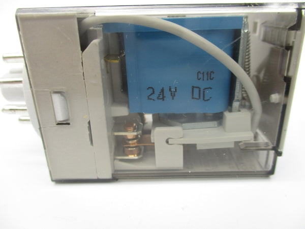 ALLEN BRADLEY 700-HA32Z24 SER. D 24VDC 10A (WH) NSMP