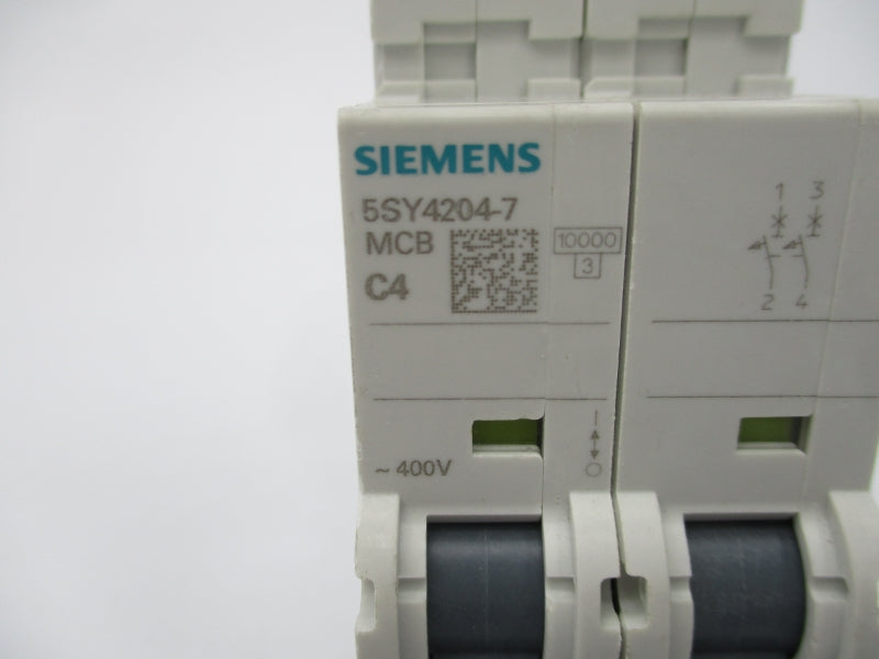 SIEMENS 5SY4204-7 400V 4A NSNP