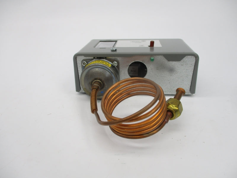 JOHNSON CONTROLS P29NC-49C 120/240VAC 100PSI 120S NSMP
