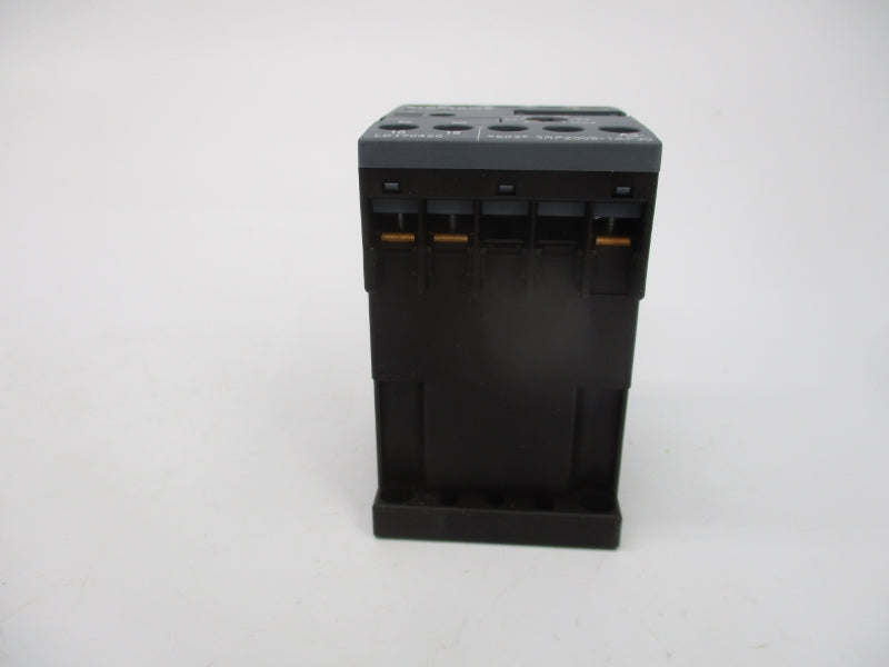 SIEMENS 3RP2005-1AP30 240VAC 4A NSMP