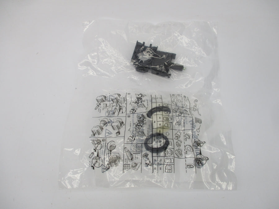 ALLEN BRADLEY 800FP-P7PN3W SER. A NSMP