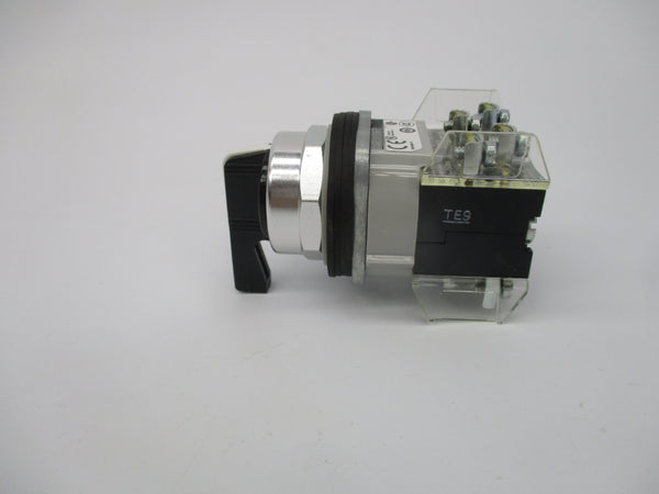 ALLEN BRADLEY 800T-J20B SER. T (WH) NSMP