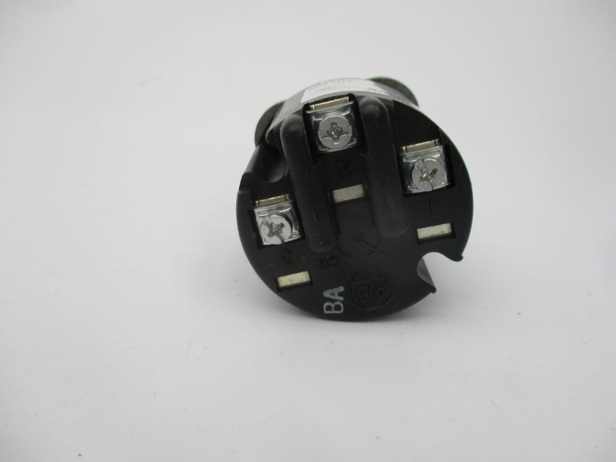 ALLEN BRADLEY 800T-U13 SER. Q 300VAC NSNP