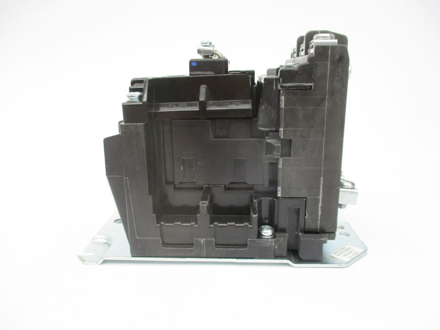 ALLEN BRADLEY 500L-BOD93 SER. B 230-240V 30A (BR/WH) (AS PICTURED) NSMP