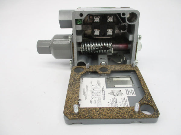 ALLEN BRADLEY 836T-T252J SER. A 120-600VAC 60A 6-75PSI  (BR/WH) NSMP