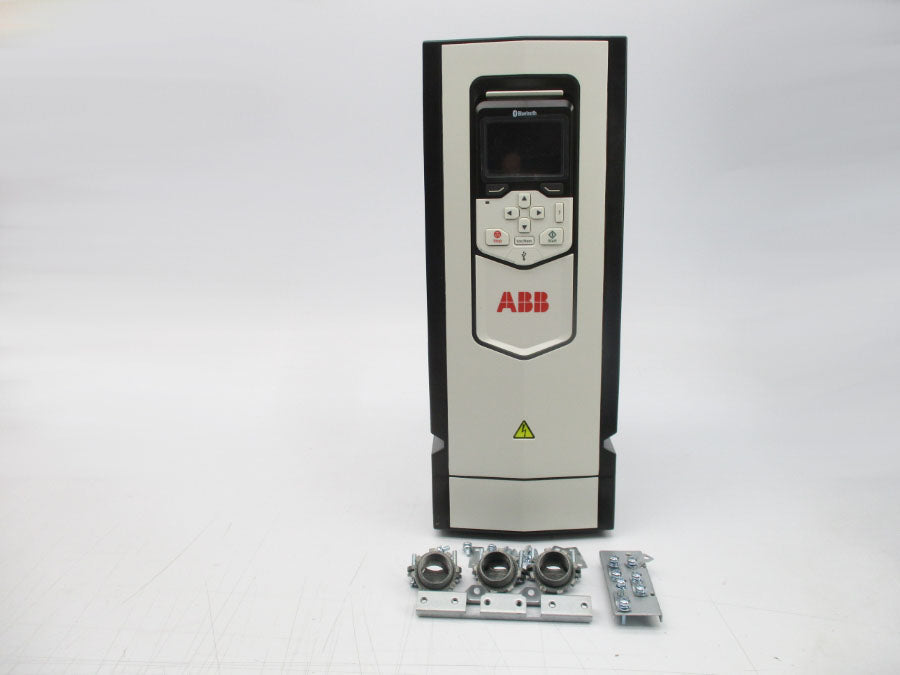 ABB ACS880-01-24A3-2+L508 F/W 3.10 208-240V 24.3A DATE: 2020 NSMP