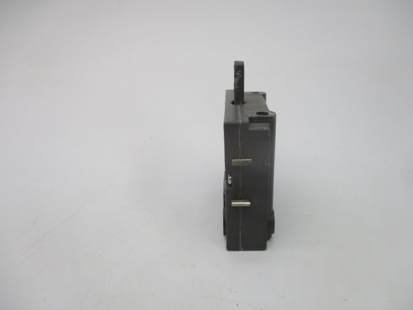 CUTLER HAMMER 843D943G21 L-64 600VDC NSMP