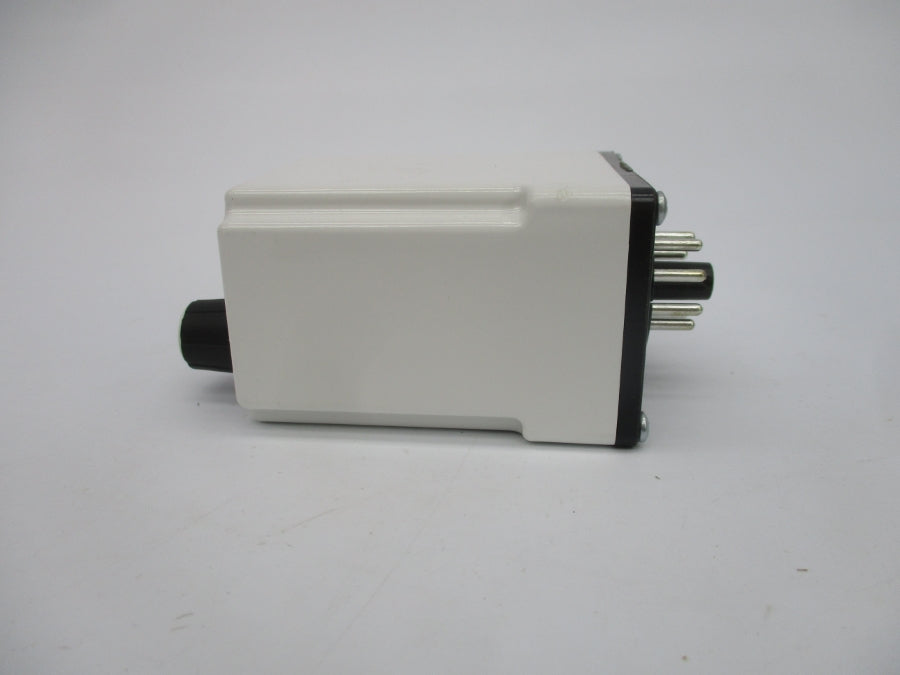 ALLEN BRADLEY 700-HT12AU120 SER. B 120VAC/DC 10A 0.1-10S (WH) NSMP