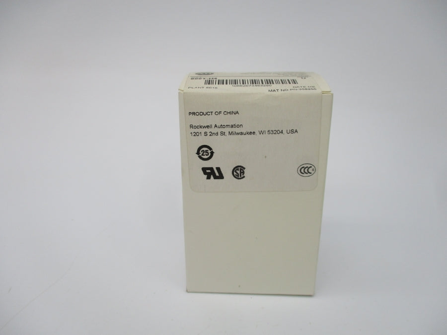 ALLEN BRADLEY 800T-H4 SER. U (WH) NSFS