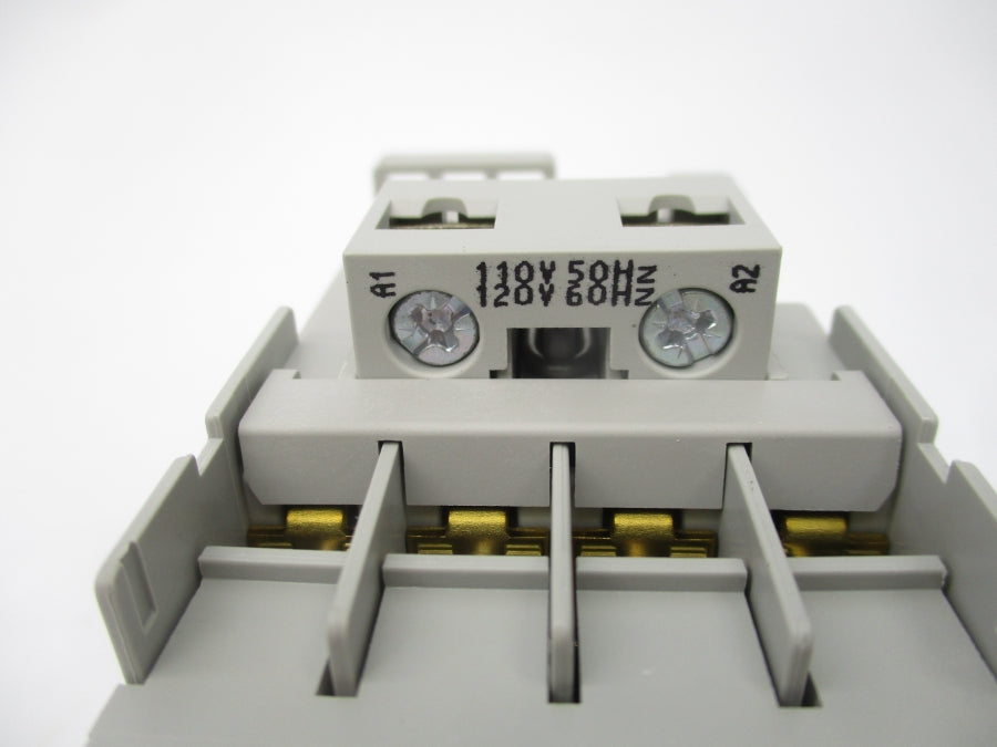 INDUSTRIAL SPARE PART 100-C16D10 SER. B 110/120V (BR/WH) NSMP